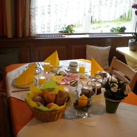 亨特里格公寓 招待所 巴德小基希海姆